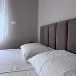 Seaside Garden Duplex Apartment *